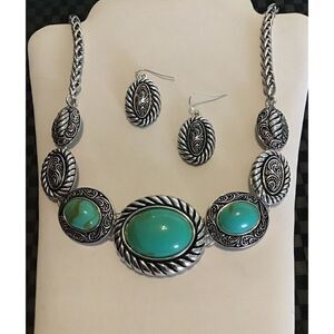 New~Gorgeous Silver Paisley Oval Turquoise Jewel Set